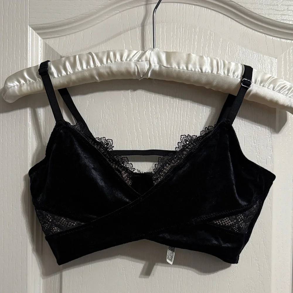 Intimately Free People Aurora Black Velvet Longline Underwire Bra Boho Festival